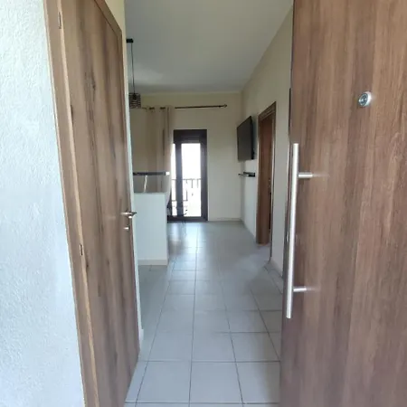 Aloni Apartman *